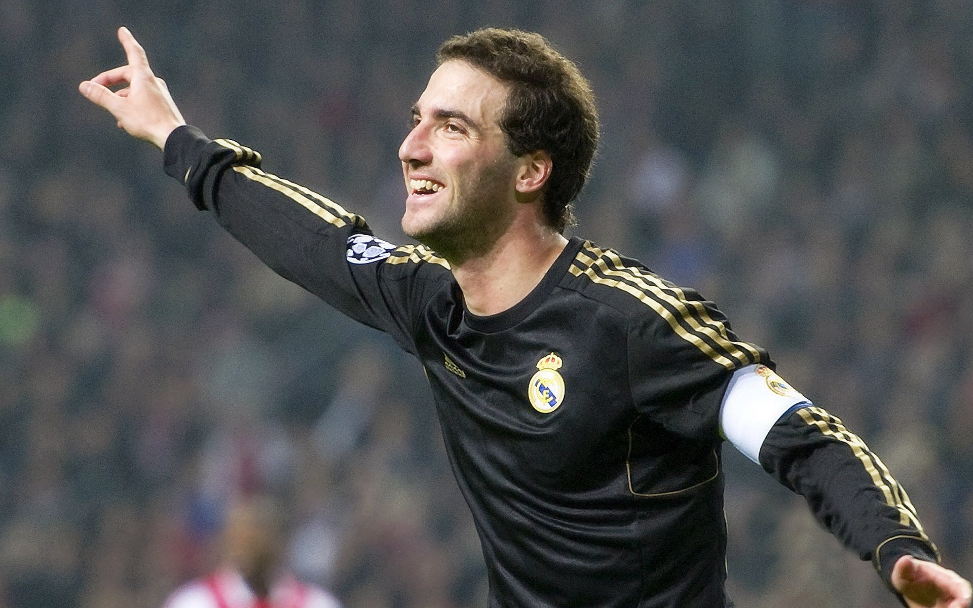 多线项目轮廓清晰，发展方向明确，多线条工作